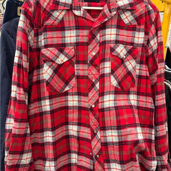 Wrangler Red and Green Plaid Shirt - Picture 2 of 5